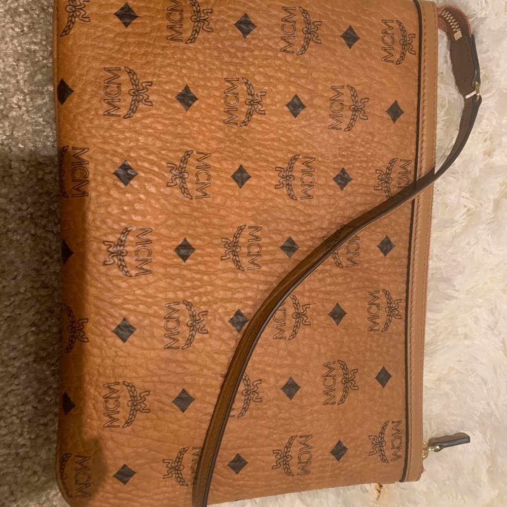 Pouch